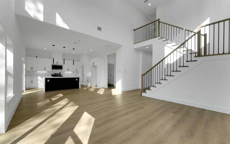 2327 Lawrence Street, Dallas, TX 75215, 4 Habitaciones Habitaciones , ,3 BañosBaños,Residential,En Venta,2327 Lawrence Street,20913024