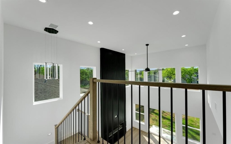 2327 Lawrence Street, Dallas, TX 75215, 4 Habitaciones Habitaciones , ,3 BañosBaños,Residential,En Venta,2327 Lawrence Street,20913024