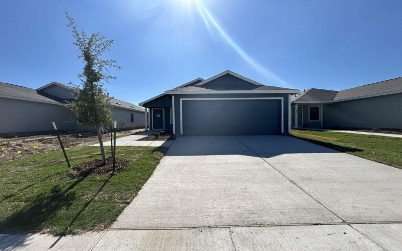 3818 Pontchartrain Parkway, Sherman, TX 75090, 3 Bedrooms Bedrooms, ,2 BathroomsBathrooms,Residential Lease,For Rent,3818 Pontchartrain Parkway,20915549