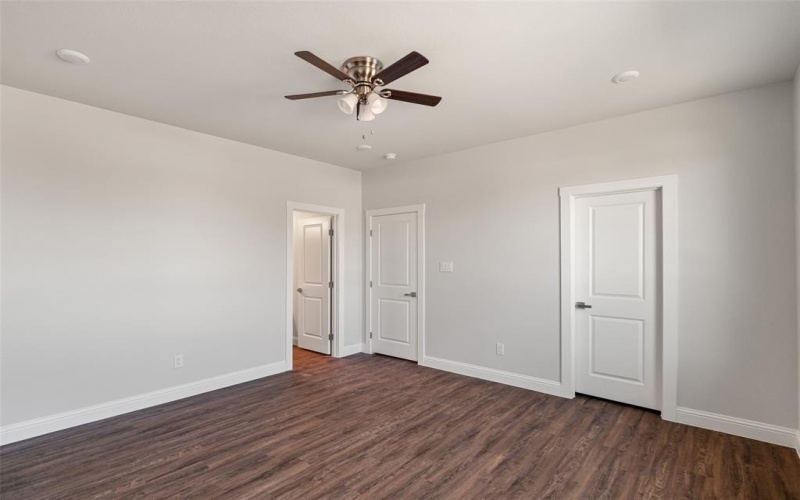 2215 Meteor Trail, Granbury, TX 76048, 3 Bedrooms Bedrooms, ,2 BathroomsBathrooms,Residential,For Sale,2215 Meteor Trail,20913081