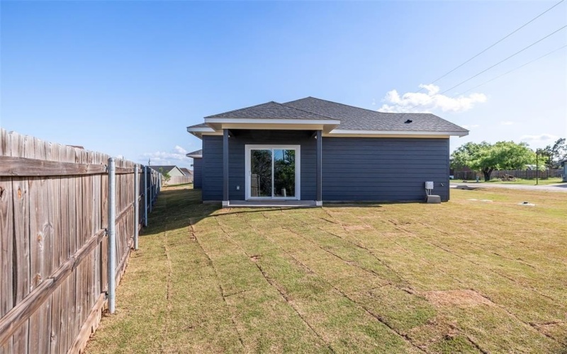 2215 Meteor Trail, Granbury, TX 76048, 3 Bedrooms Bedrooms, ,2 BathroomsBathrooms,Residential,For Sale,2215 Meteor Trail,20913081