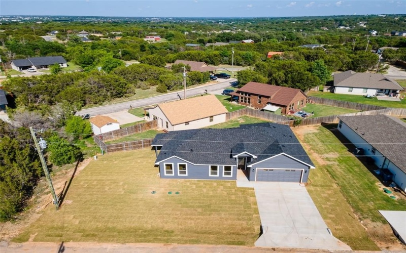 2215 Meteor Trail, Granbury, TX 76048, 3 Bedrooms Bedrooms, ,2 BathroomsBathrooms,Residential,For Sale,2215 Meteor Trail,20913081