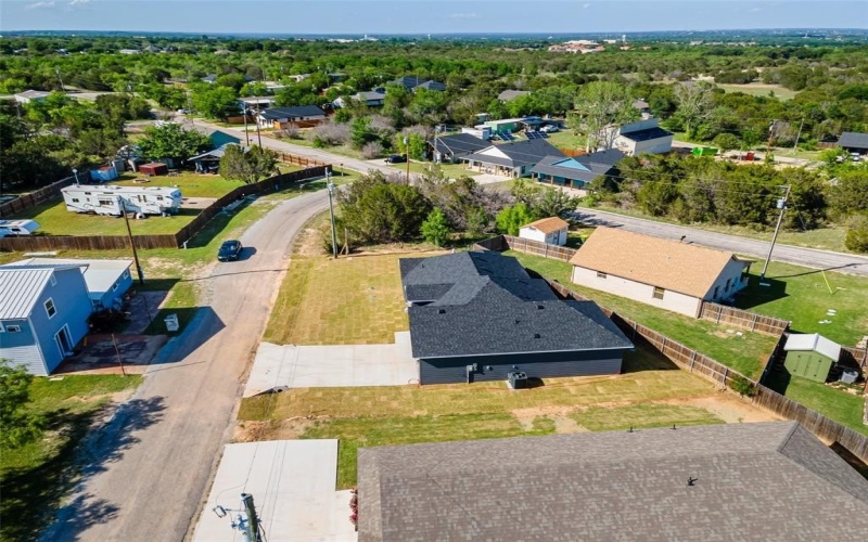 2215 Meteor Trail, Granbury, TX 76048, 3 Bedrooms Bedrooms, ,2 BathroomsBathrooms,Residential,For Sale,2215 Meteor Trail,20913081