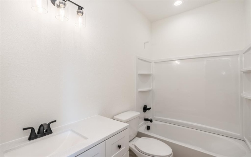 2514 College Street, Greenville, TX 75401, 3 Habitaciones Habitaciones , ,2 BañosBaños,Residential,En Venta,2514 College Street,20913443