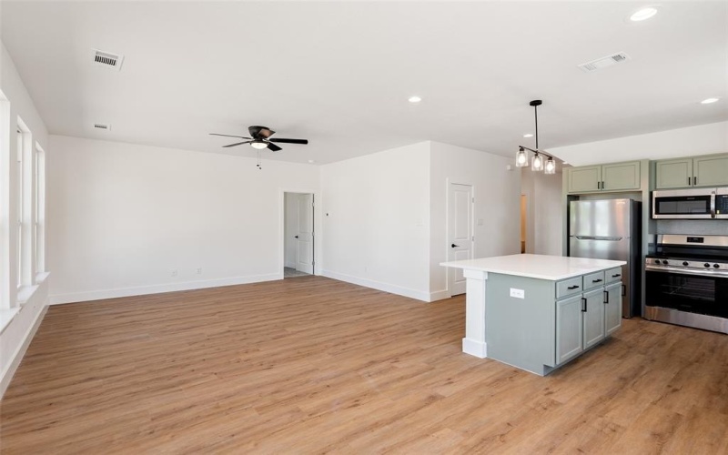 2514 College Street, Greenville, TX 75401, 3 Habitaciones Habitaciones , ,2 BañosBaños,Residential,En Venta,2514 College Street,20913443