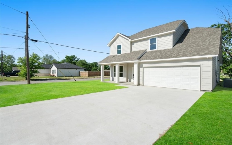 2514 College Street, Greenville, TX 75401, 3 Habitaciones Habitaciones , ,2 BañosBaños,Residential,En Venta,2514 College Street,20913443