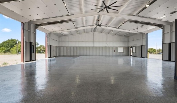 2036 Seaborn Road #BLDG 4, STE C, Ponder, TX 76259, ,Other,For Sale,2036 Seaborn Road,20913554