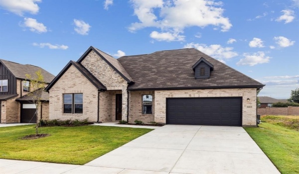 605 Bonnie Rose Lane, Van Alstyne, TX 75495, 3 Bedrooms Bedrooms, ,2 BathroomsBathrooms,Residential,For Sale,605 Bonnie Rose Lane,20913568
