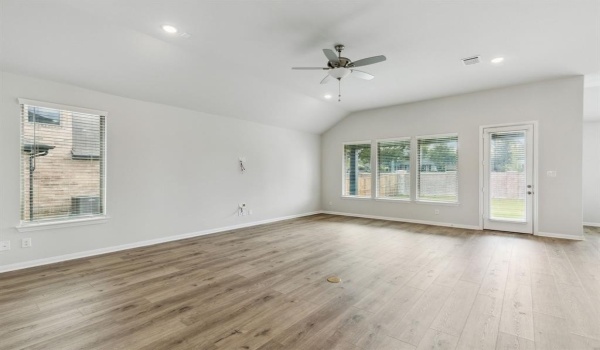 605 Bonnie Rose Lane, Van Alstyne, TX 75495, 3 Bedrooms Bedrooms, ,2 BathroomsBathrooms,Residential,For Sale,605 Bonnie Rose Lane,20913568