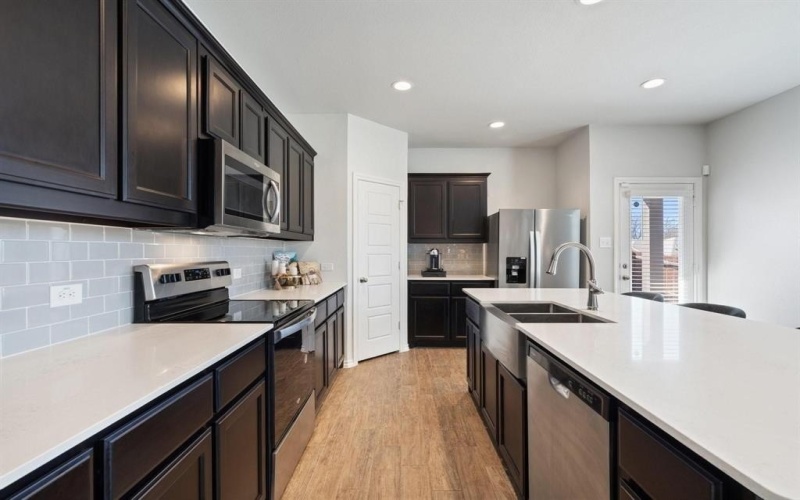 3105 Bedstraw Lane, Melissa, TX 75454, 5 Bedrooms Bedrooms, ,3 BathroomsBathrooms,Residential Lease,For Rent,3105 Bedstraw Lane,20913649