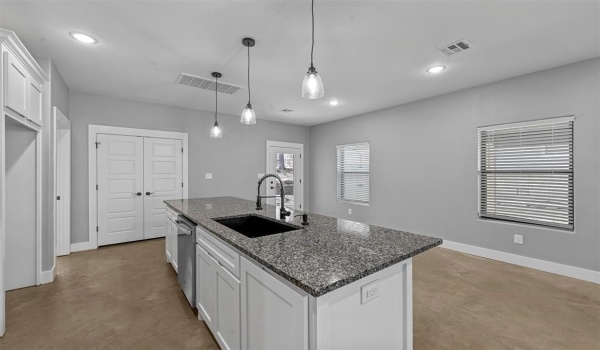 614 E Shepherd Street, Denison, TX 75021, 3 Bedrooms Bedrooms, ,2 BathroomsBathrooms,Residential Lease,For Rent,614 E Shepherd Street,20913673