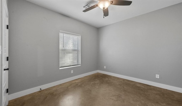 614 E Shepherd Street, Denison, TX 75021, 3 Bedrooms Bedrooms, ,2 BathroomsBathrooms,Residential Lease,For Rent,614 E Shepherd Street,20913673