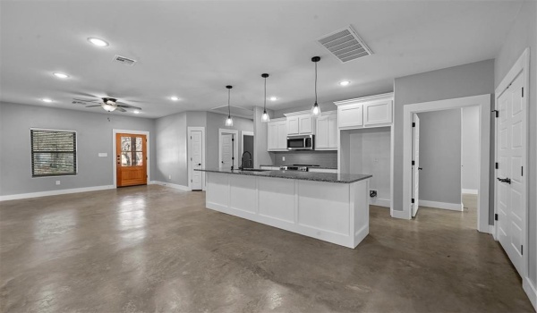 614 E Shepherd Street, Denison, TX 75021, 3 Bedrooms Bedrooms, ,2 BathroomsBathrooms,Residential Lease,For Rent,614 E Shepherd Street,20913673
