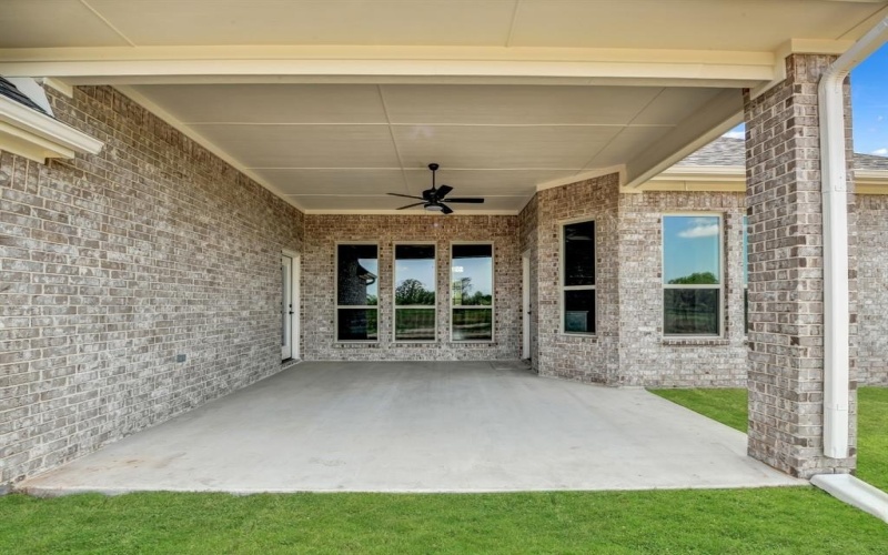 989 County Road 1304, Bridgeport, TX 76426, 4 Bedrooms Bedrooms, ,2 BathroomsBathrooms,Residential,For Sale,989 County Road 1304,20913679