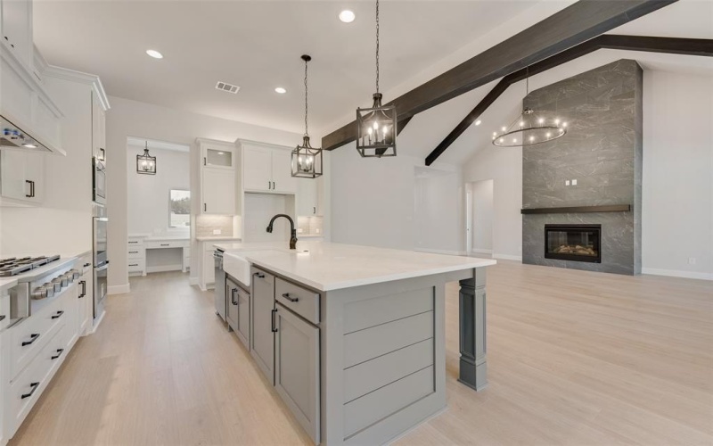 4660 Lake Breeze Drive, McKinney, TX 75071, 4 Bedrooms Bedrooms, ,3 BathroomsBathrooms,Residential,For Sale,4660 Lake Breeze Drive,20913825