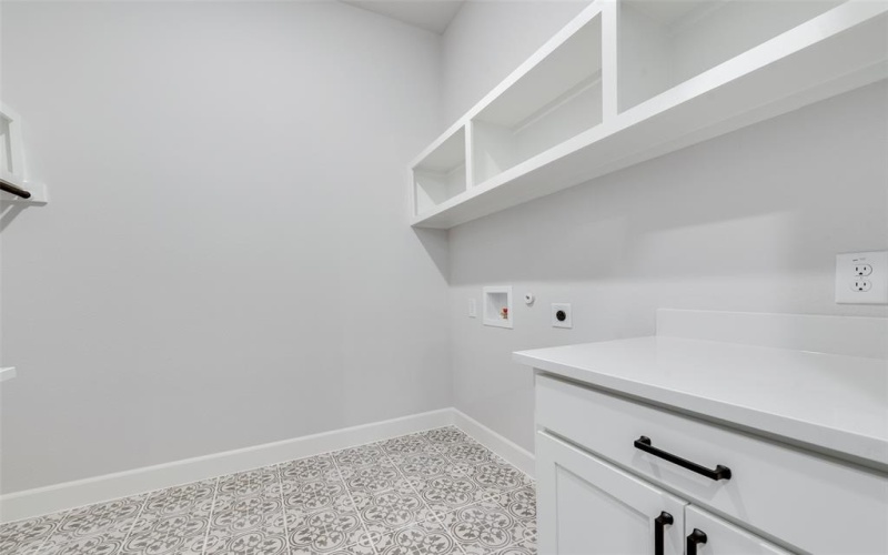 4660 Lake Breeze Drive, McKinney, TX 75071, 4 Bedrooms Bedrooms, ,3 BathroomsBathrooms,Residential,For Sale,4660 Lake Breeze Drive,20913825