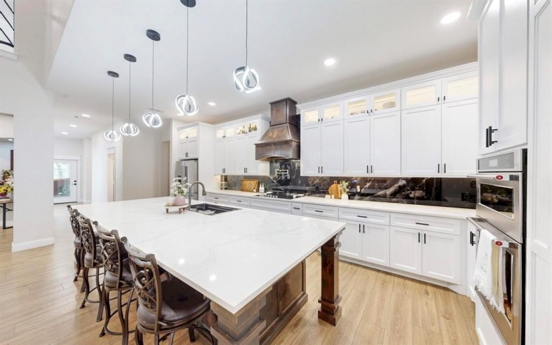 7401 Retta Mansfield Road, Mansfield, TX 76063, 18 Bedrooms Bedrooms, ,6 BathroomsBathrooms,Residential,For Sale,7401 Retta Mansfield Road,20913945