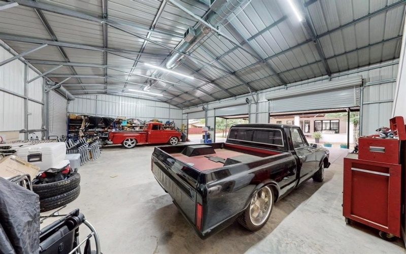 7401 Retta Mansfield Road, Mansfield, TX 76063, 18 Bedrooms Bedrooms, ,6 BathroomsBathrooms,Residential,For Sale,7401 Retta Mansfield Road,20913945