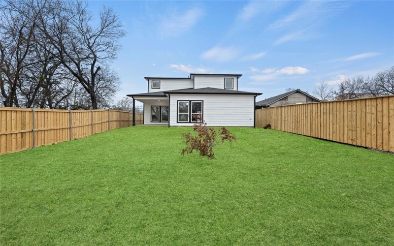 1343 Grant Street, Dallas, TX 75203, 4 Bedrooms Bedrooms, ,3 BathroomsBathrooms,Residential,For Sale,1343 Grant Street,20914049