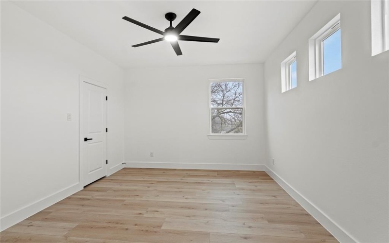 1343 Grant Street, Dallas, TX 75203, 4 Bedrooms Bedrooms, ,3 BathroomsBathrooms,Residential,For Sale,1343 Grant Street,20914049