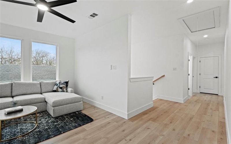 1343 Grant Street, Dallas, TX 75203, 4 Bedrooms Bedrooms, ,3 BathroomsBathrooms,Residential,For Sale,1343 Grant Street,20914049
