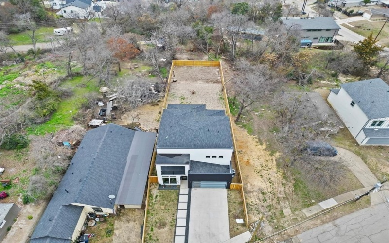 1343 Grant Street, Dallas, TX 75203, 4 Bedrooms Bedrooms, ,3 BathroomsBathrooms,Residential,For Sale,1343 Grant Street,20914049