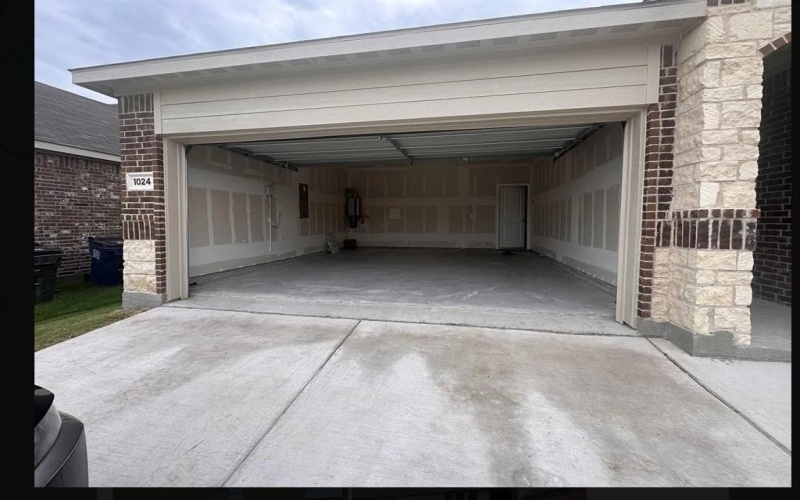 1024 Longleaf Lane, Princeton, TX 75407, 4 Habitaciones Habitaciones , ,2 BañosBaños,Residential Lease,En Alquiler,1024 Longleaf Lane,20914229