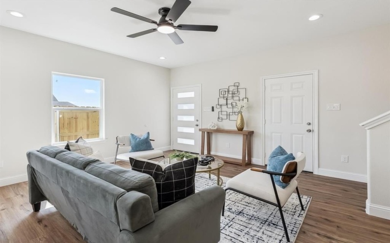 8008 & 8010 W Elizabeth Lane, Fort Worth, TX 76116, 8 Bedrooms Bedrooms, ,5 BathroomsBathrooms,Residential Multi Family,For Sale,8008 & 8010 W Elizabeth Lane,20914392