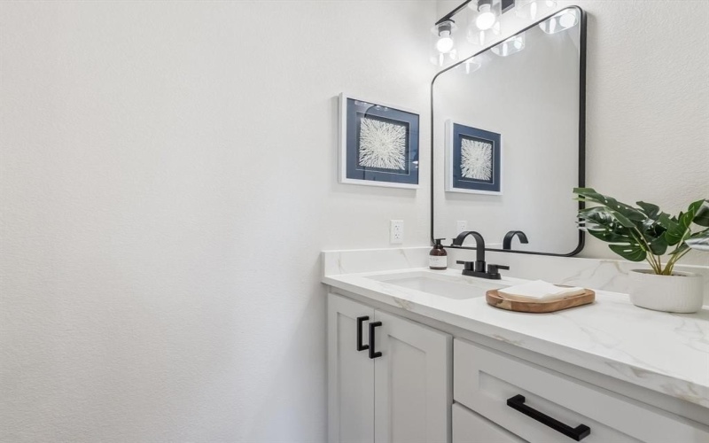 8008 W Elizabeth Lane, Fort Worth, TX 76116, 4 Habitaciones Habitaciones , ,2 BañosBaños,Residential,En Venta,8008 W Elizabeth Lane,20914430