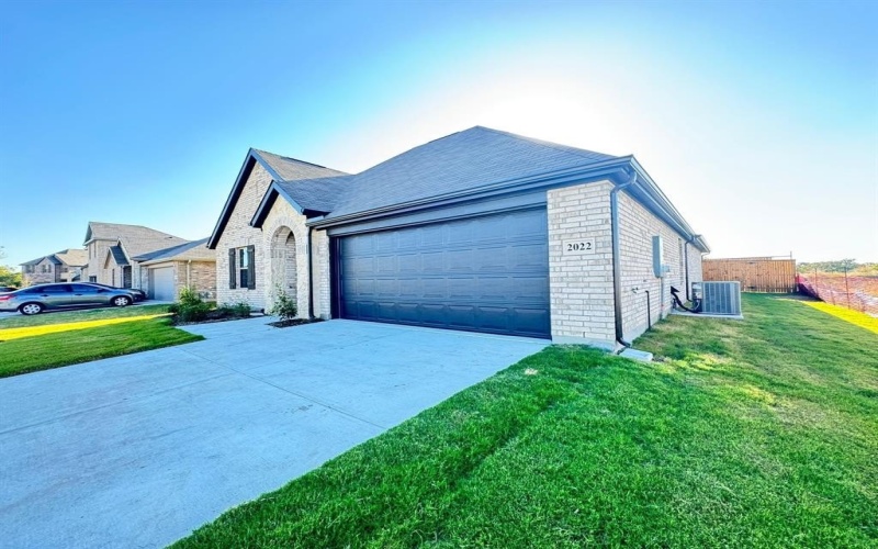 3300 Kingdom Drive, Denton, TX 76208, 4 Bedrooms Bedrooms, ,2 BathroomsBathrooms,Residential Lease,For Rent,3300 Kingdom Drive,20914625