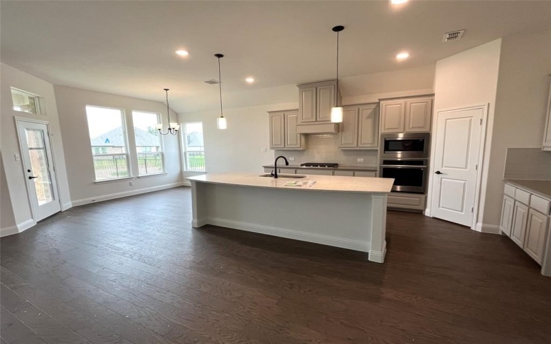 314 Bowrider Lane, Granbury, TX 76049, 4 Bedrooms Bedrooms, ,2 BathroomsBathrooms,Residential,For Sale,314 Bowrider Lane,20916757