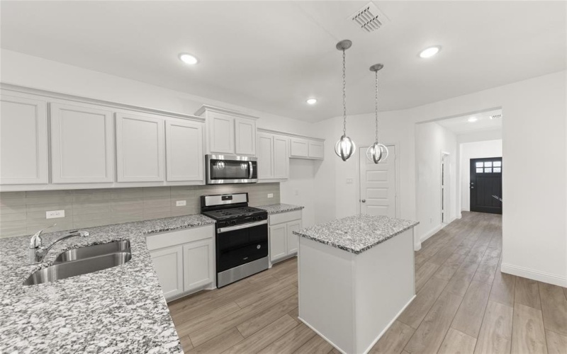 2244 Walden Pond Boulevard, Forney, TX 75126, 3 Bedrooms Bedrooms, ,2 BathroomsBathrooms,Residential,For Sale,2244 Walden Pond Boulevard,20916790