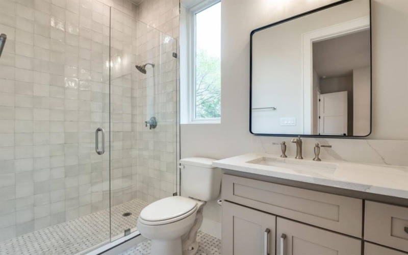 235 E Nash Street #118, Grapevine, TX 76051, 3 Habitaciones Habitaciones , ,3 BañosBaños,Residential,En Venta,235 E Nash Street,20915723
