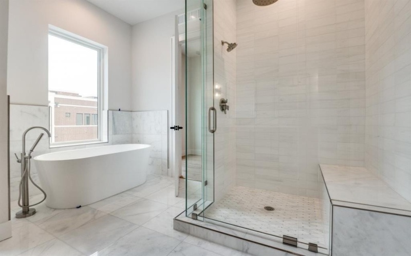 235 E Nash Street #118, Grapevine, TX 76051, 3 Habitaciones Habitaciones , ,3 BañosBaños,Residential,En Venta,235 E Nash Street,20915723