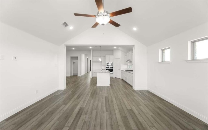 2248 Sesaro, Aubrey, TX 76227, 4 Bedrooms Bedrooms, ,3 BathroomsBathrooms,Residential,For Sale,2248 Sesaro,20915808