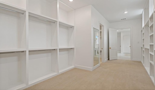 6359 Malcolm Drive, Dallas, TX 75214, 4 Bedrooms Bedrooms, ,5 BathroomsBathrooms,Residential,For Sale,6359 Malcolm Drive,20915843