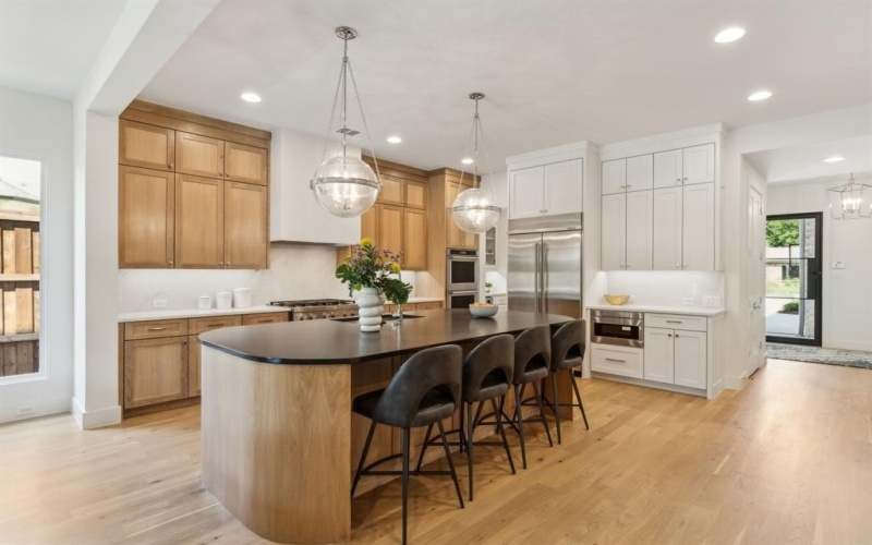 7611 Caillet Street, Dallas, TX 75209, 4 Bedrooms Bedrooms, ,5 BathroomsBathrooms,Residential,For Sale,7611 Caillet Street,20915850