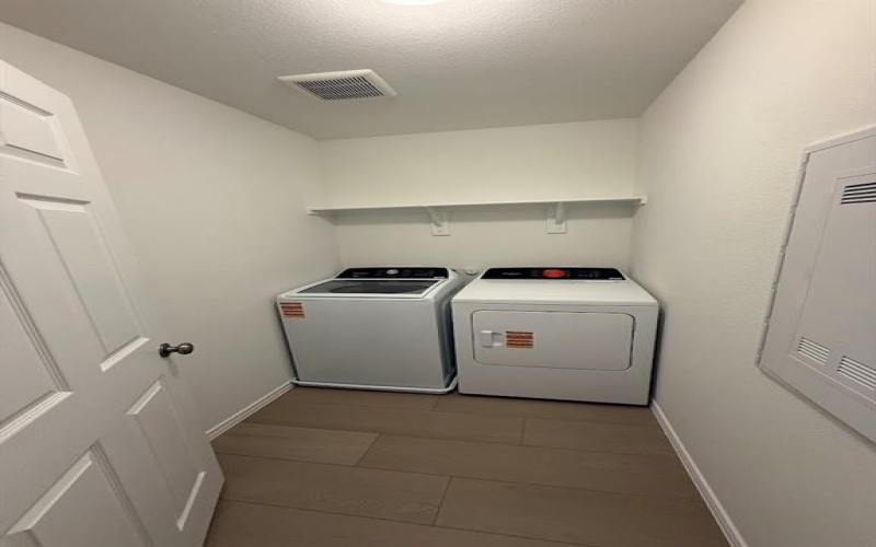 2400 Castlebar Drive, Lowry Crossing, TX 75407, 4 Habitaciones Habitaciones , ,2 BañosBaños,Residential Lease,En Alquiler,2400 Castlebar Drive,20915855