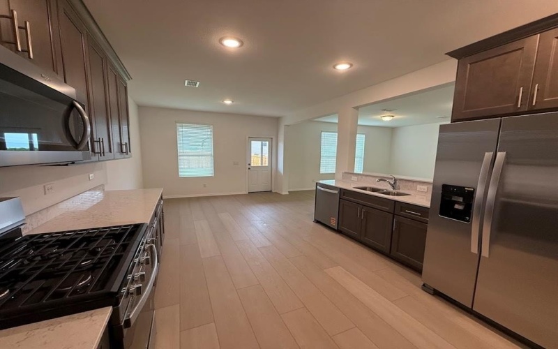 2400 Castlebar Drive, Lowry Crossing, TX 75407, 4 Habitaciones Habitaciones , ,2 BañosBaños,Residential Lease,En Alquiler,2400 Castlebar Drive,20915855