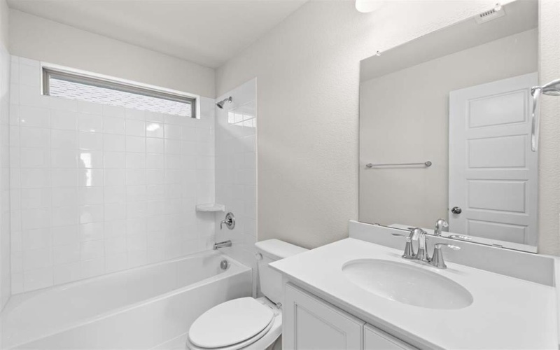 1640 Meadow Crest, Aubrey, TX 76227, 3 Bedrooms Bedrooms, ,2 BathroomsBathrooms,Residential,For Sale,1640 Meadow Crest,20915859