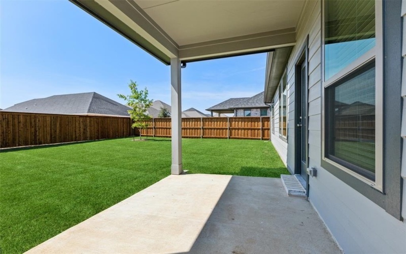 596 Moonrise Street, Waxahachie, TX 75165, 5 Bedrooms Bedrooms, ,5 BathroomsBathrooms,Residential,For Sale,596 Moonrise Street,20915883