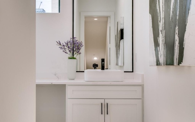 805 Pavillon Street #108, Dallas, TX 75204, 3 Bedrooms Bedrooms, ,3 BathroomsBathrooms,Residential,For Sale,805 Pavillon Street,20915891