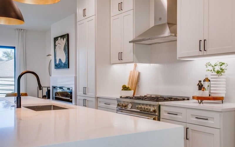 805 Pavillon Street #108, Dallas, TX 75204, 3 Bedrooms Bedrooms, ,3 BathroomsBathrooms,Residential,For Sale,805 Pavillon Street,20915891