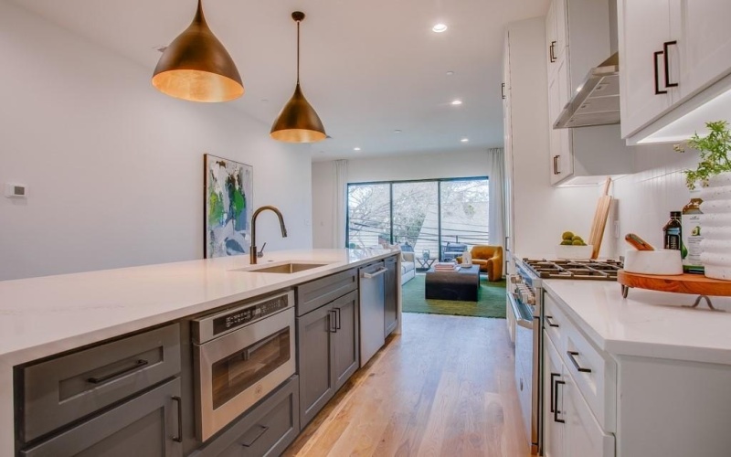 805 Pavillon Street #108, Dallas, TX 75204, 3 Bedrooms Bedrooms, ,3 BathroomsBathrooms,Residential,For Sale,805 Pavillon Street,20915891