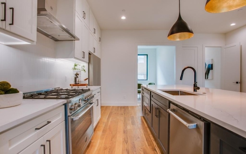 805 Pavillon Street #108, Dallas, TX 75204, 3 Bedrooms Bedrooms, ,3 BathroomsBathrooms,Residential,For Sale,805 Pavillon Street,20915891