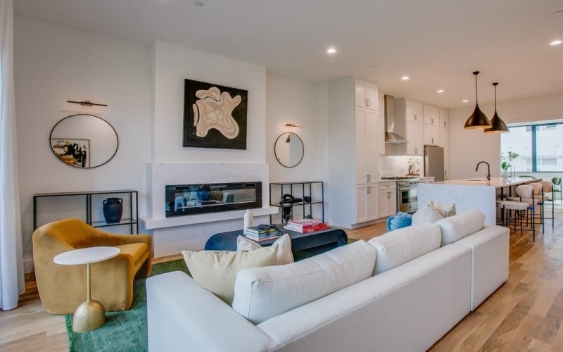 805 Pavillon Street #108, Dallas, TX 75204, 3 Bedrooms Bedrooms, ,3 BathroomsBathrooms,Residential,For Sale,805 Pavillon Street,20915891
