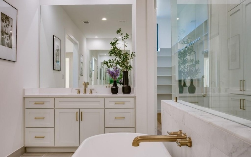 805 Pavillon Street #108, Dallas, TX 75204, 3 Bedrooms Bedrooms, ,3 BathroomsBathrooms,Residential,For Sale,805 Pavillon Street,20915891