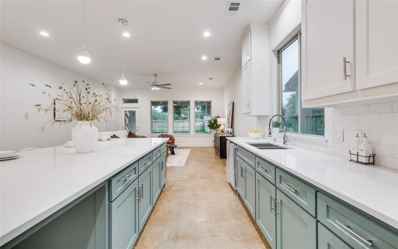4300 Morrison Street, Greenville, TX 75401, 3 Bedrooms Bedrooms, ,2 BathroomsBathrooms,Residential,For Sale,4300 Morrison Street,20915917