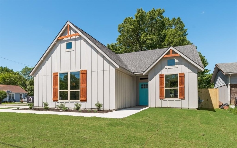4300 Morrison Street, Greenville, TX 75401, 3 Bedrooms Bedrooms, ,2 BathroomsBathrooms,Residential,For Sale,4300 Morrison Street,20915917