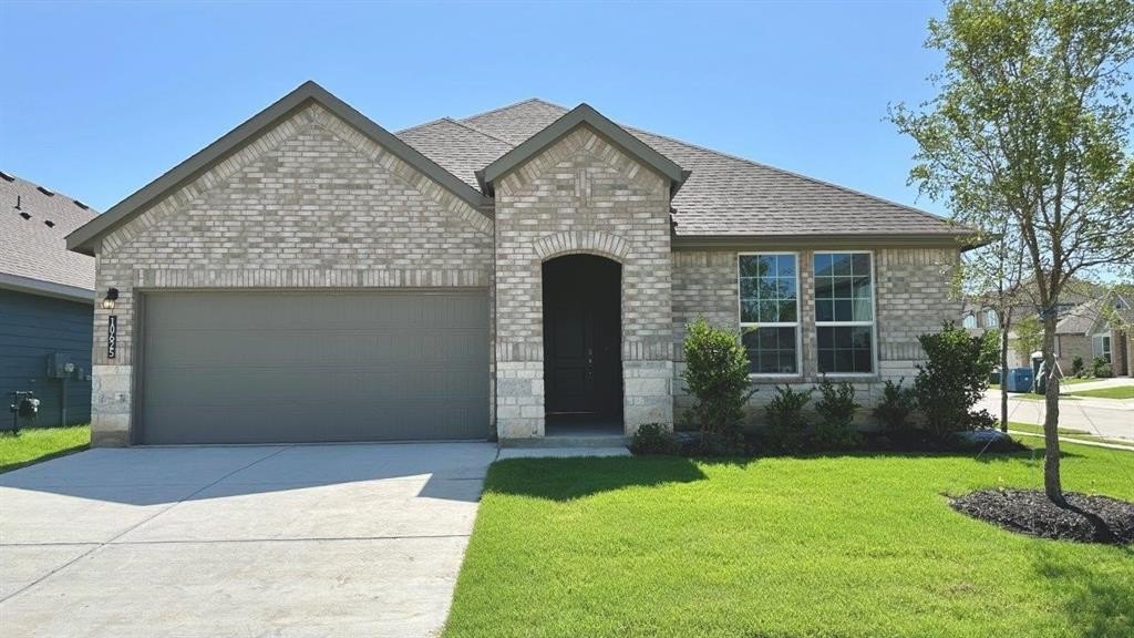 10625 ZIRCON Lane, Fort Worth, TX 76036, 4 Bedrooms Bedrooms, ,2 BathroomsBathrooms,Residential,For Sale,10625 ZIRCON Lane,20916098